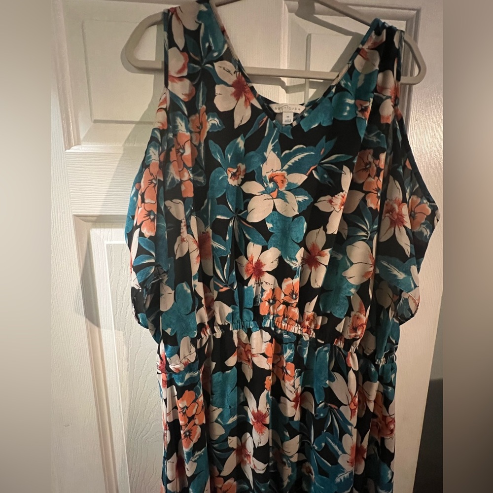 Cold shoulder floral maxi dress